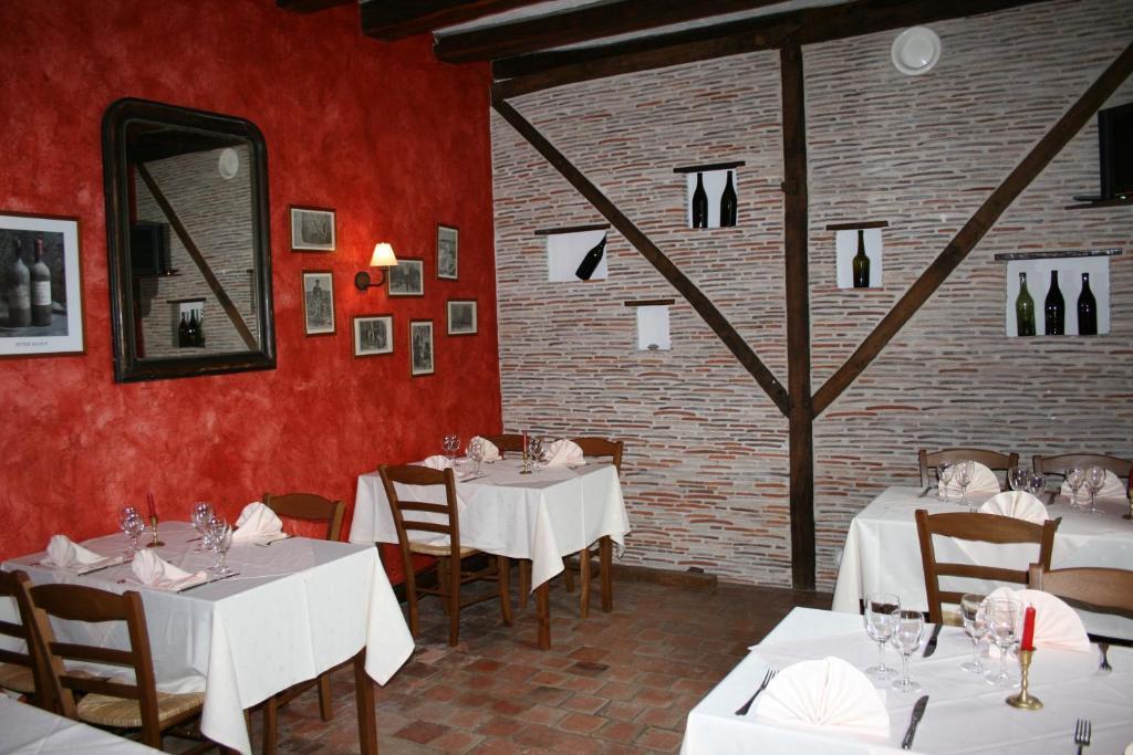 La Ferme Des 3 Maillets 3* Avaray